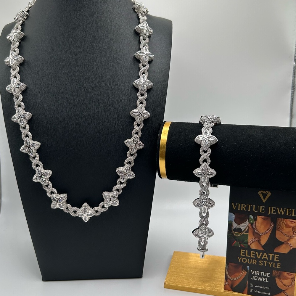 Flower 4 Leaf Clover Iced Out Premium Quality Chains & Bracelet Silver